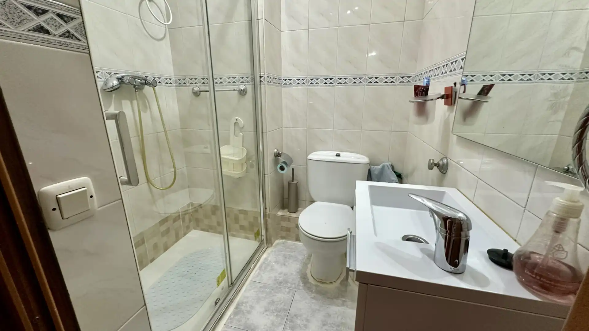 Bany de Pis en venda en Fuenlabrada amb Terrassa, Moblat i Forn