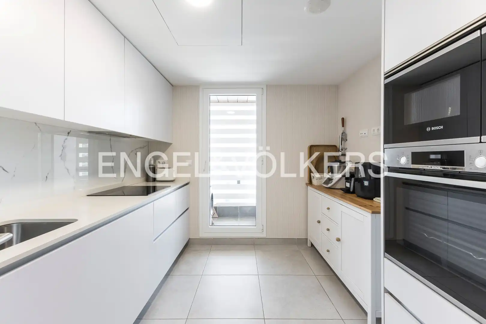 Kitchen of Flat for sale in Madrid  with Air Conditioner, Heating and Terrace