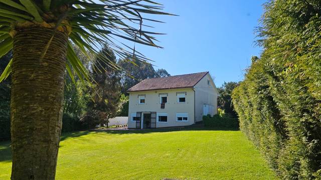 Casa-chalet en Alquiler en Portelo en Dexo  -Lorbé