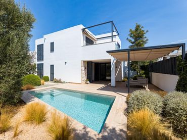 Chalet con piscina en venta en RICARDO ANCKERMANN