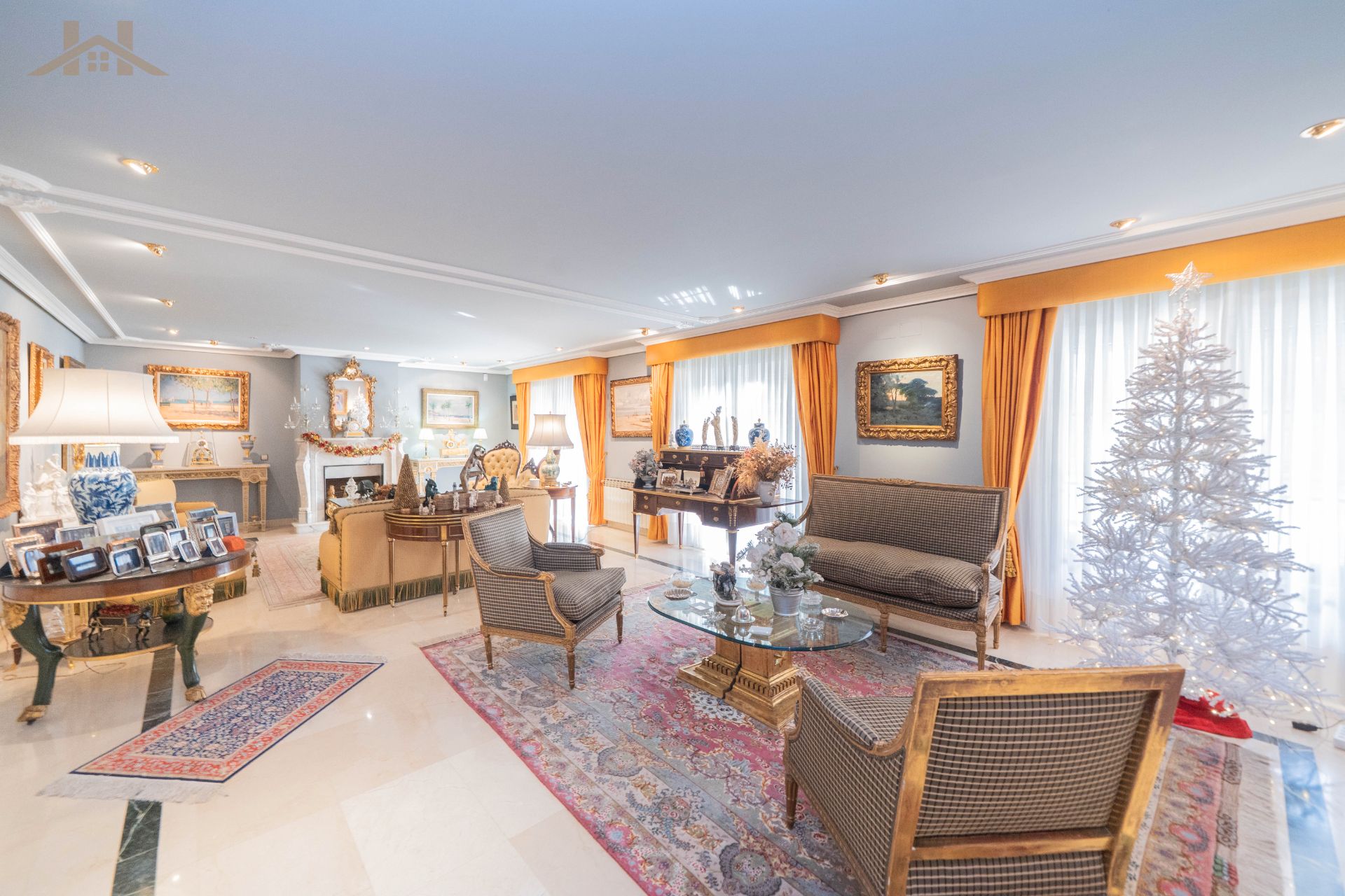 Living room of House or chalet for sale in Pozuelo de Alarcón  with Air Conditioner, Heating and Private garden