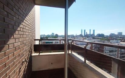 Balcony of Flat for sale in  Madrid Capital  with Air Conditioner, Terrace and Balcony