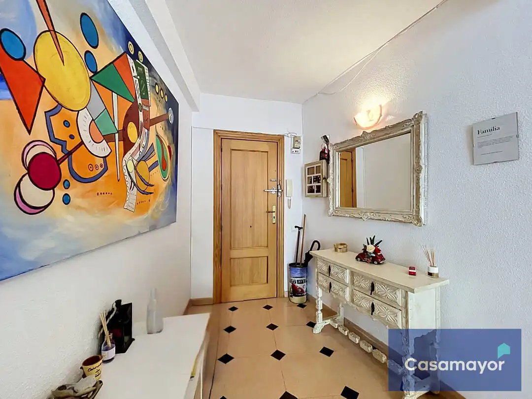 Wohnung zum Verkauf in Alicante / Alacant mit Klimaanlage, Heizung und Terrasse