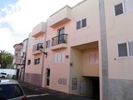 Exterior view of Garage for sale in Teror