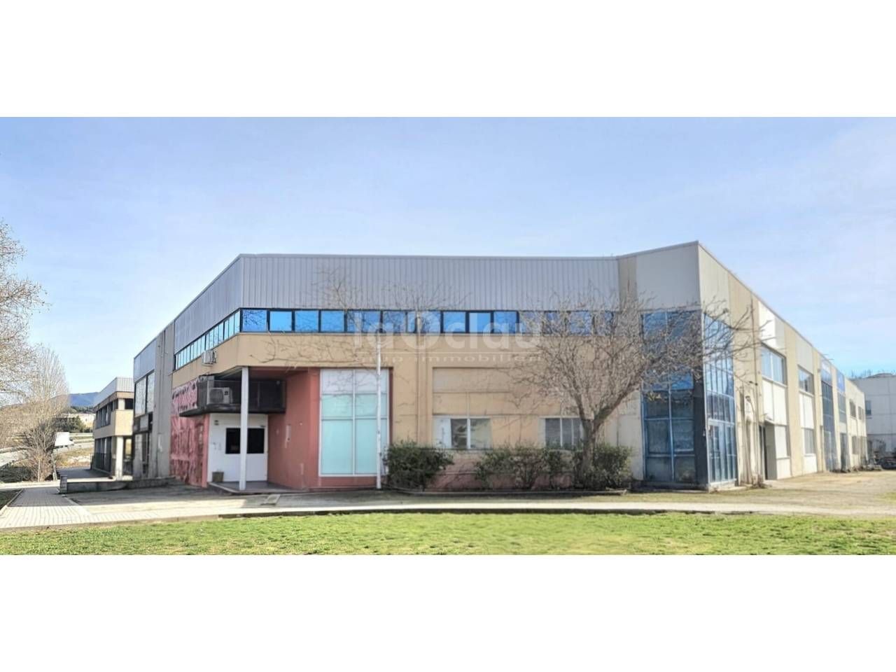 Exterior view of Industrial buildings for sale in Tona  with Heating