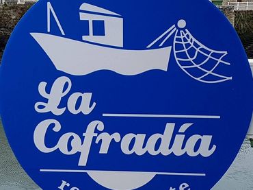 Locale commerciale in vendita a Navia