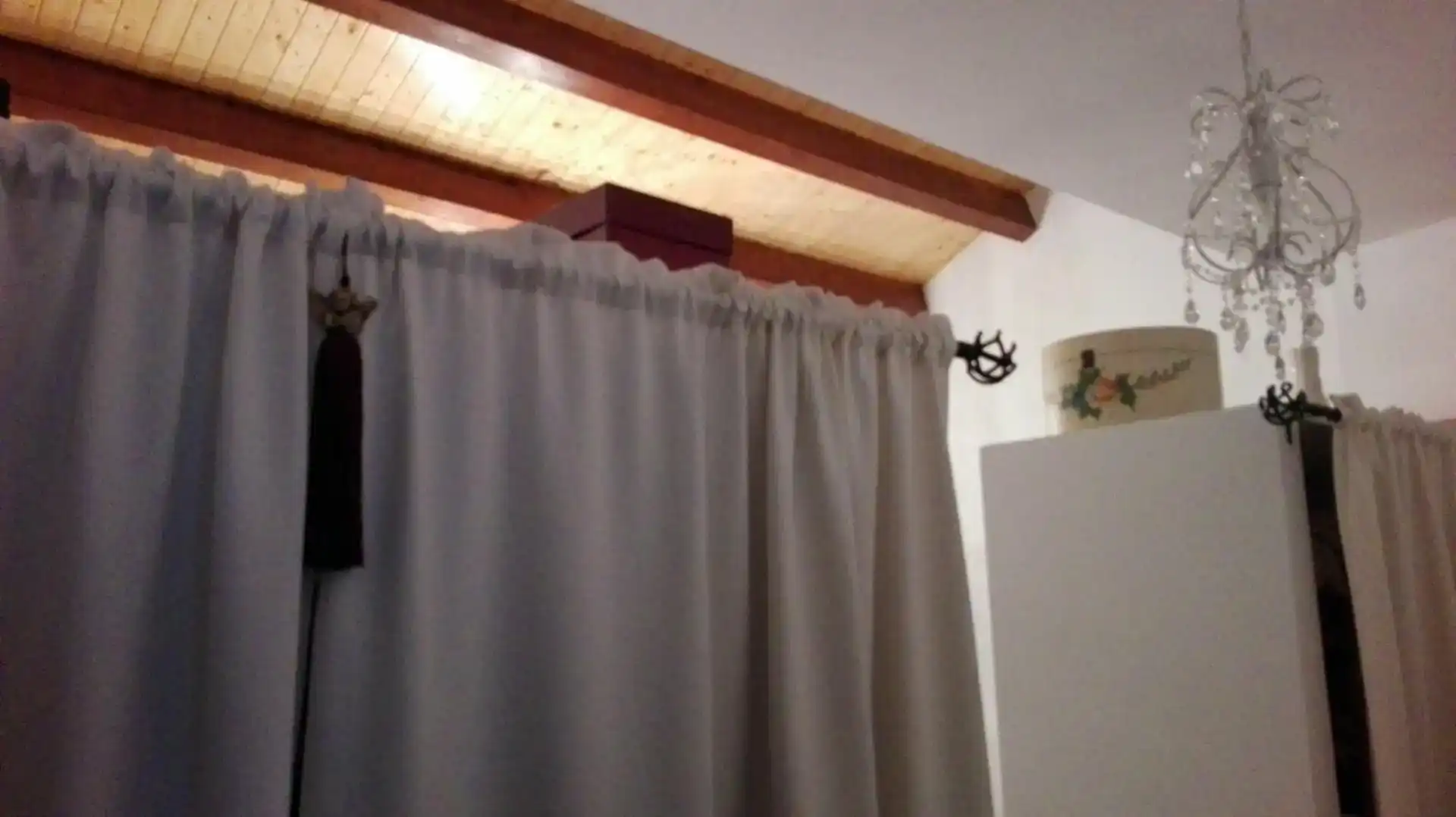 Dormitori de Casa adosada en venda en Alcántara amb Aire condicionat, Moblat i Forn