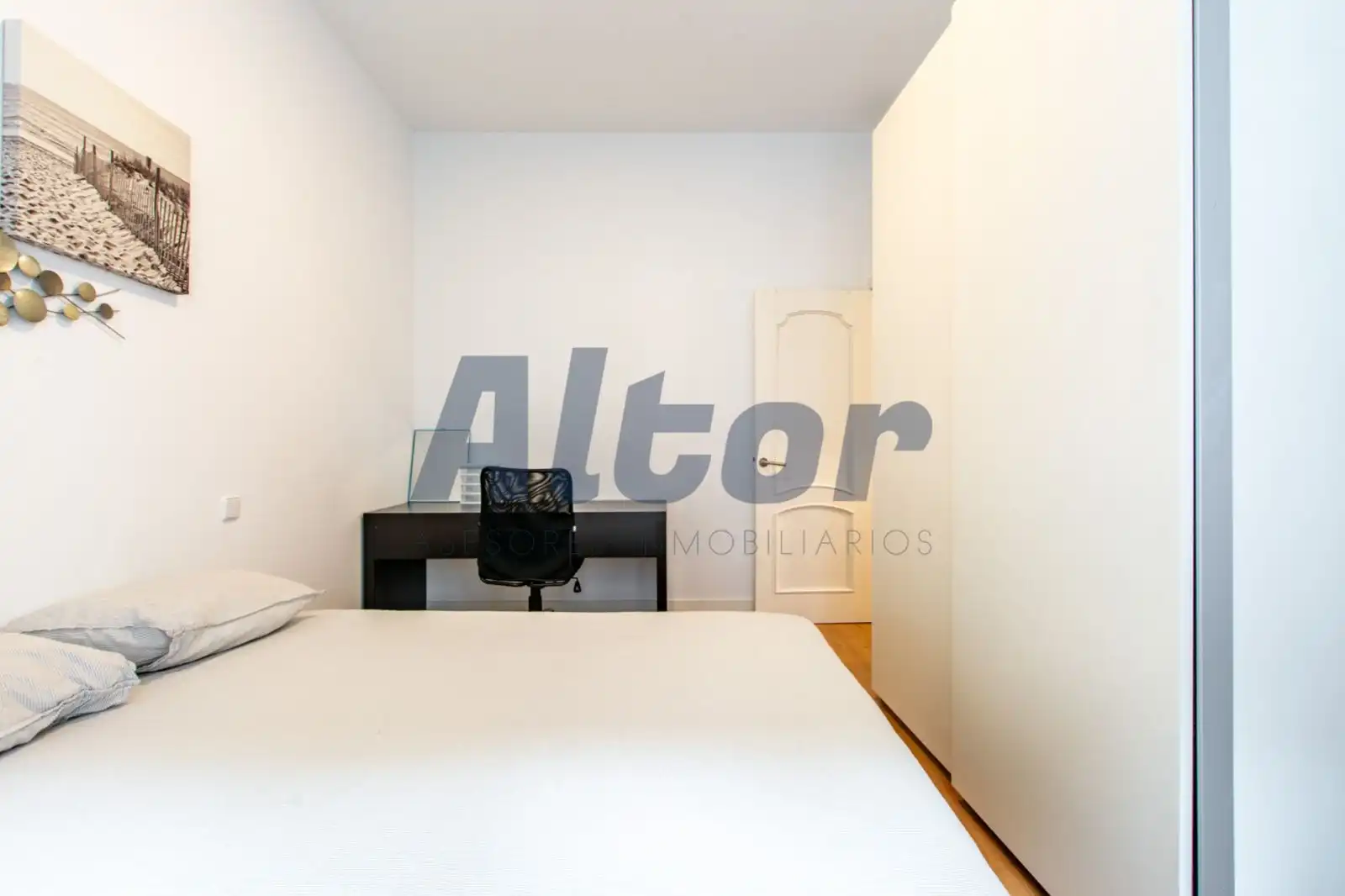 Wohnung zur Miete in DE LA MADERA, Universidad - Malasaña