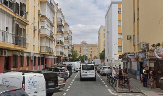 Vista exterior de Planta baixa en venda en  Sevilla Capital