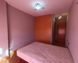 Bedroom of Apartment to share in  Pamplona / Iruña