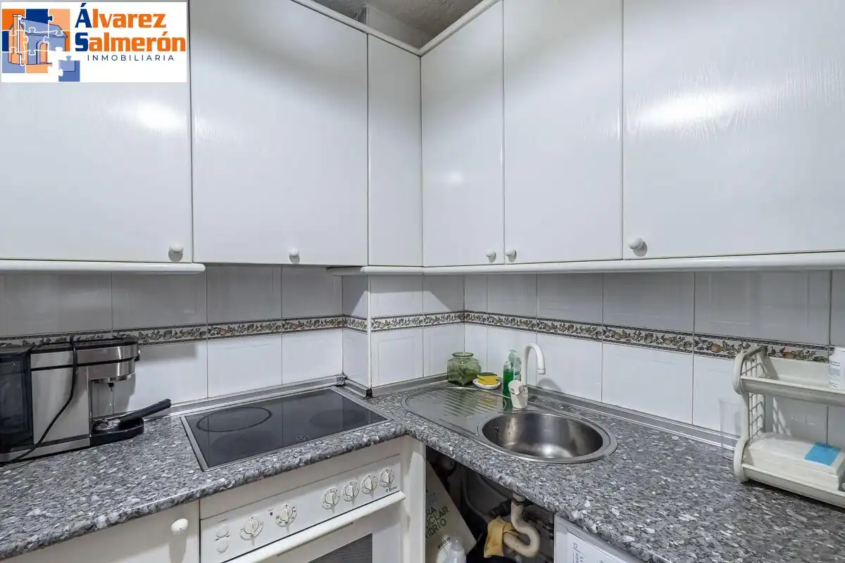 Flat with lift for sale in Beiro, imagen 8