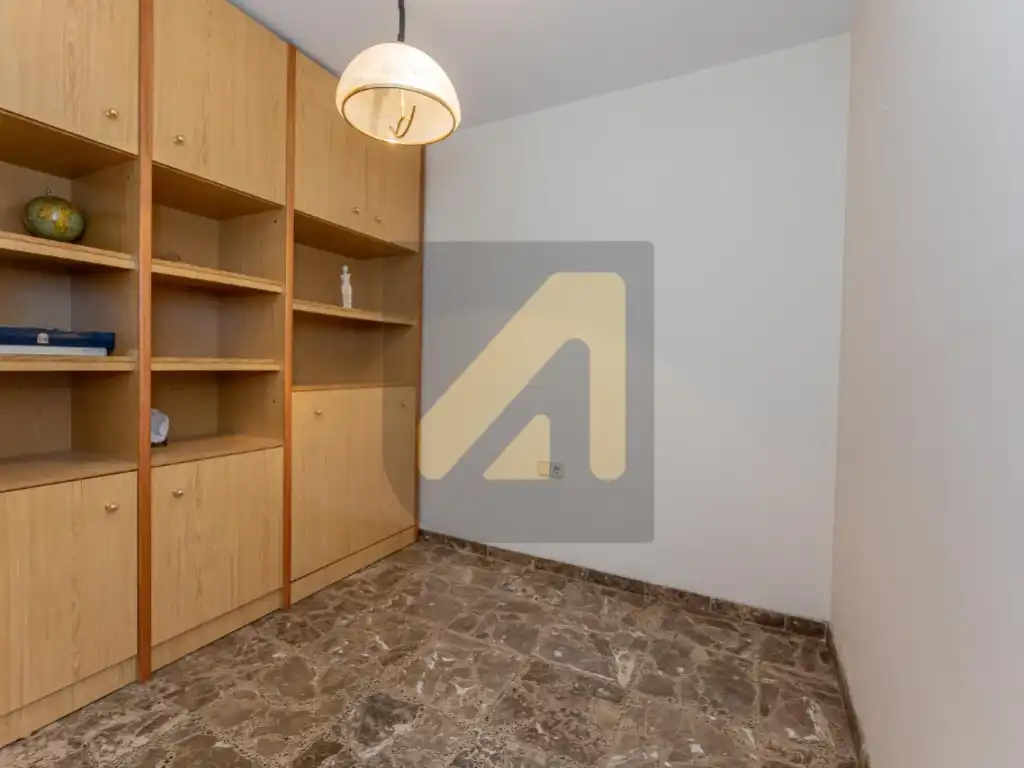 Dormitori de Apartament en venda en L'Hospitalet de Llobregat
