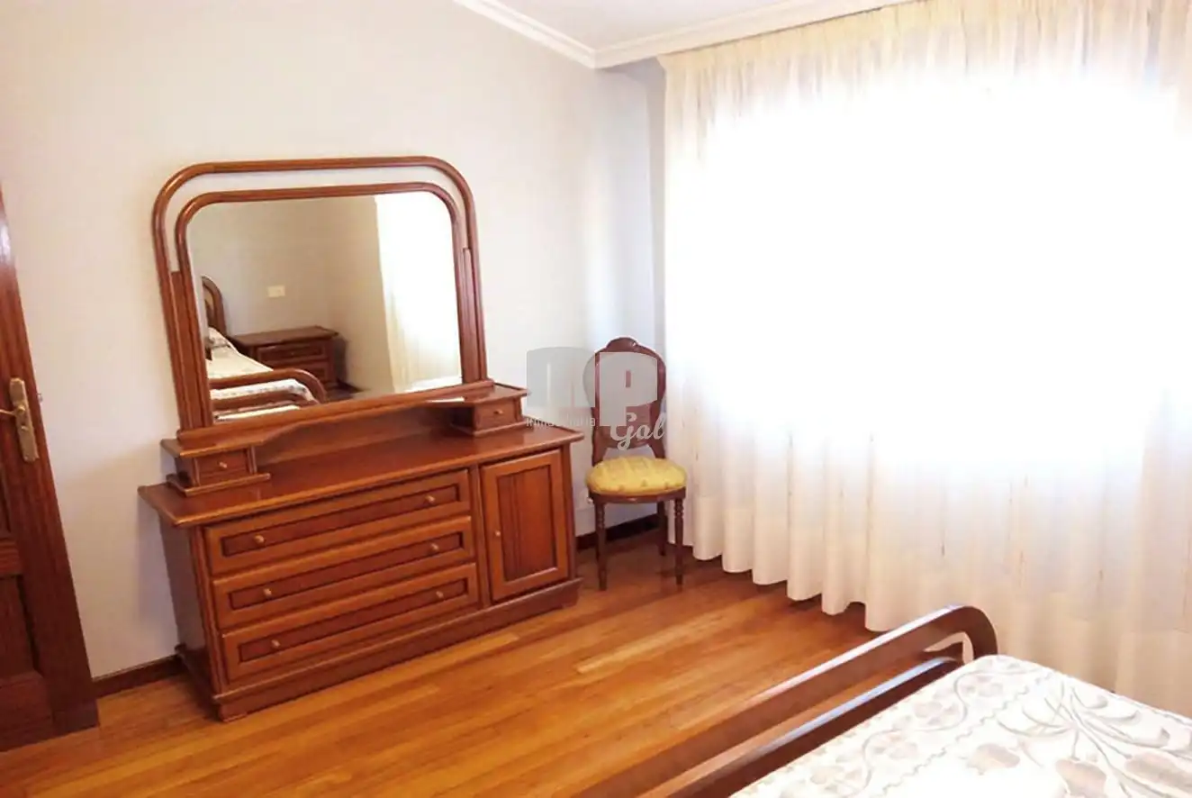 Schlafzimmer von Gebäude zum Verkauf in Vigo 