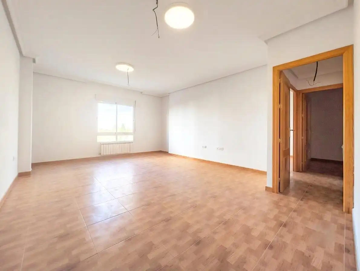 Sala de estar de Piso en venta en Puertollano con Calefacción, Terraza y Balcón
