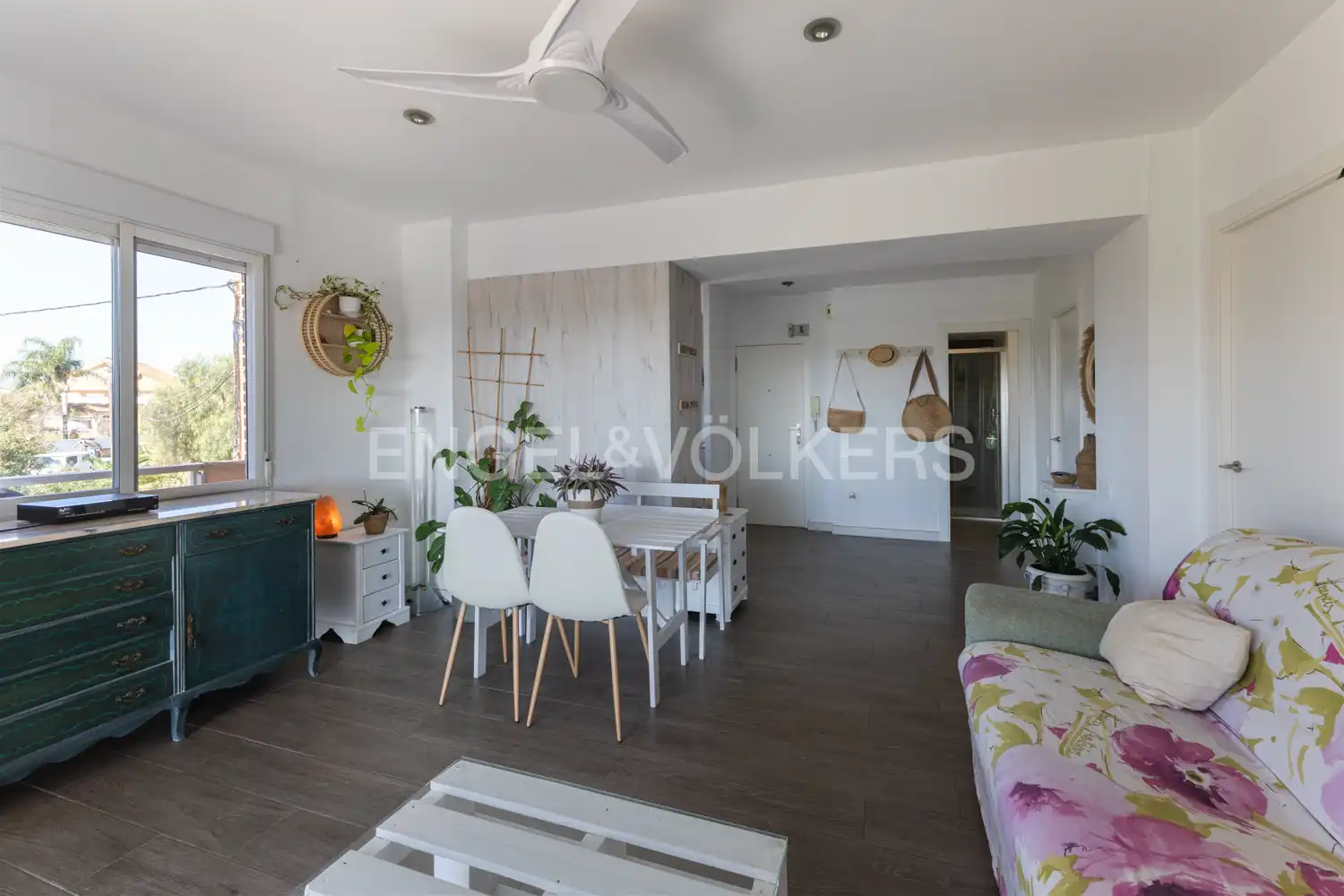 Sala d'estar de Apartament en venda en Sagunto / Sagunt amb Aire condicionat, Calefacció i Terrassa