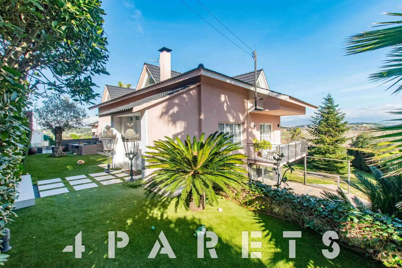 House with terrace for sale in Carrer del Bages, imagen 47
