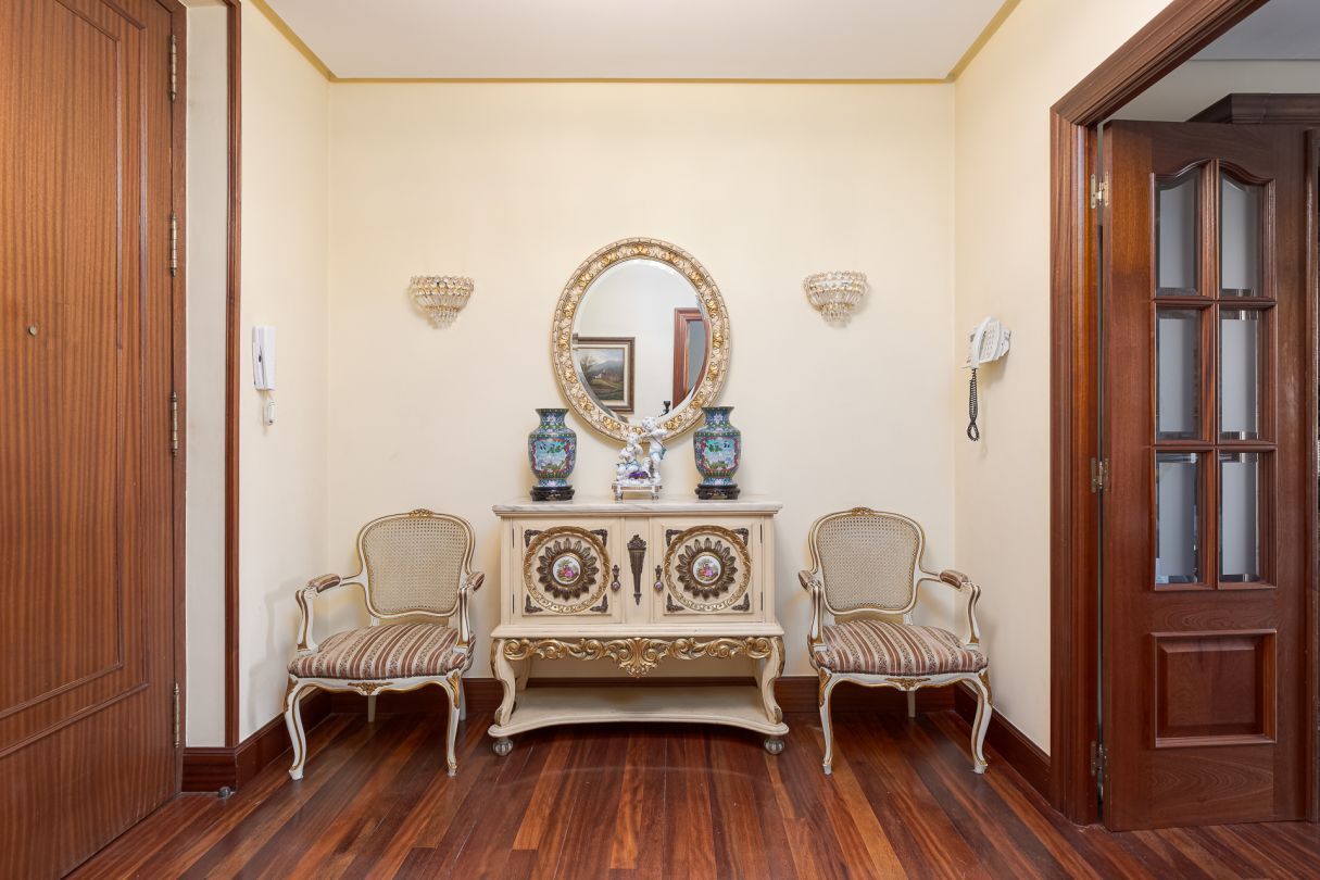 Flat for sale in Donostia - San Sebastián   with Heating and Balcony