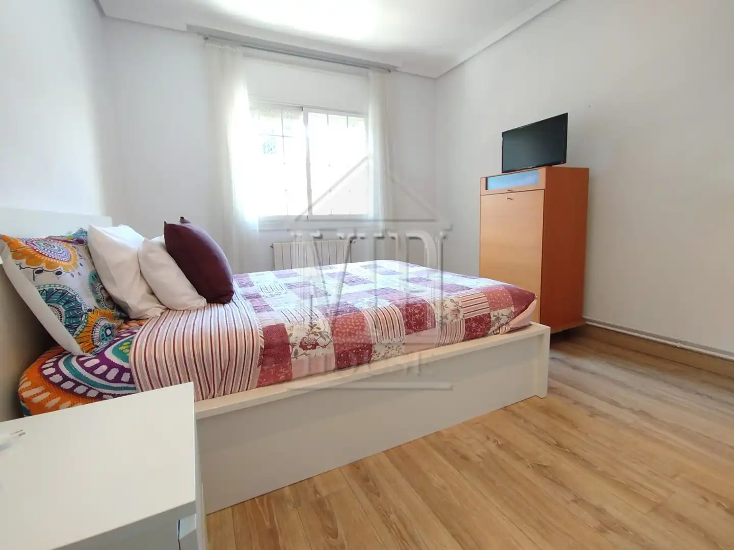 Habitación de Piso en venta en Badalona con Aire acondicionado y Amueblado