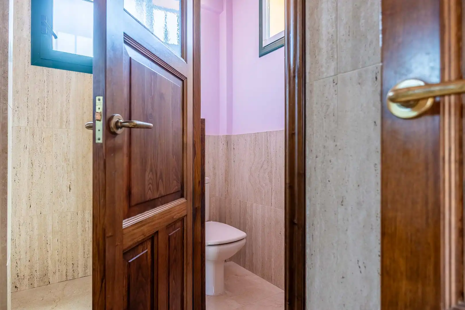Baño de Casa o chalet en venta en Valencina de la Concepción con Aire acondicionado, Jardín privado y Terraza