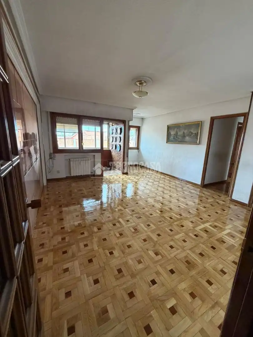 Sala d'estar de Pis en venda en Valdemoro amb Calefacció i Parquet