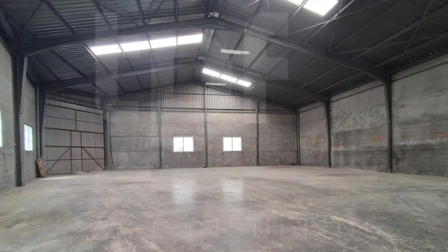 Industrial buildings for rent in Benaguasil
