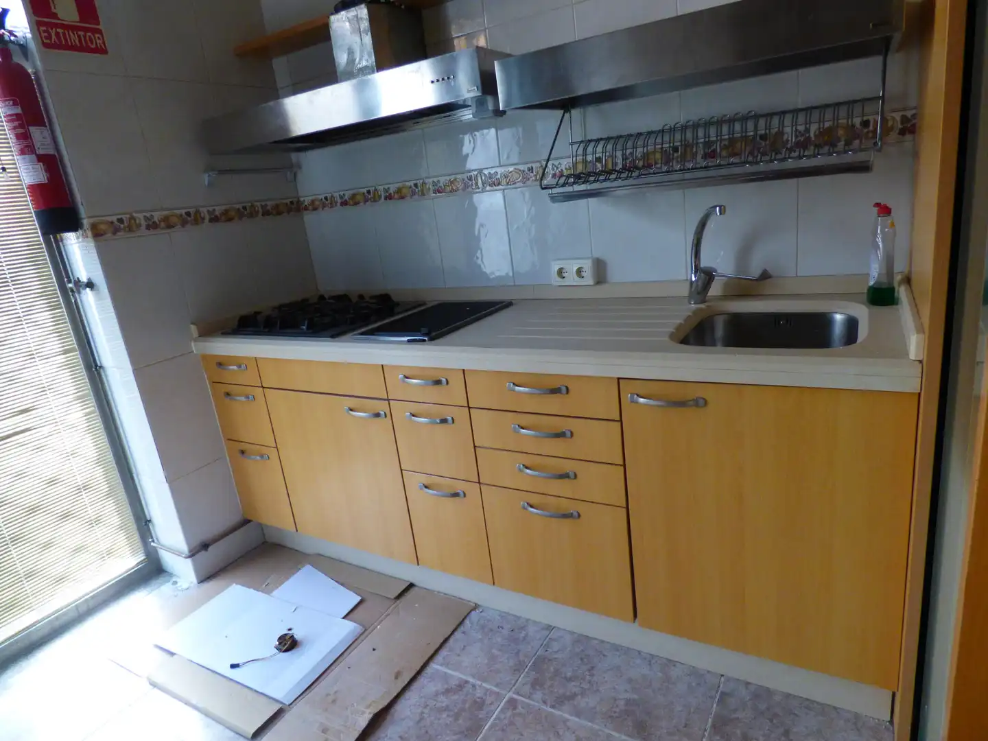 Cuina de Local en venda en Vigo  amb Moblat