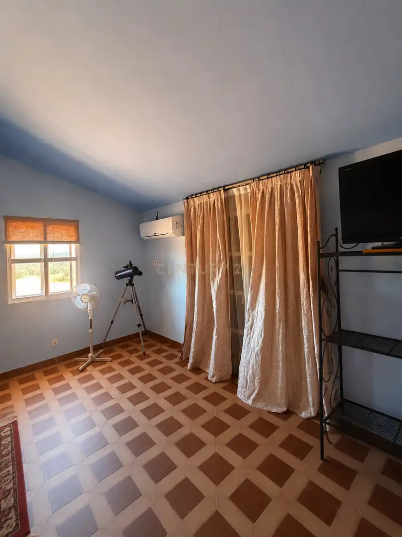 Dormitori de Casa o xalet en venda en Trujillo amb Aire condicionat, Jardí privat i Traster