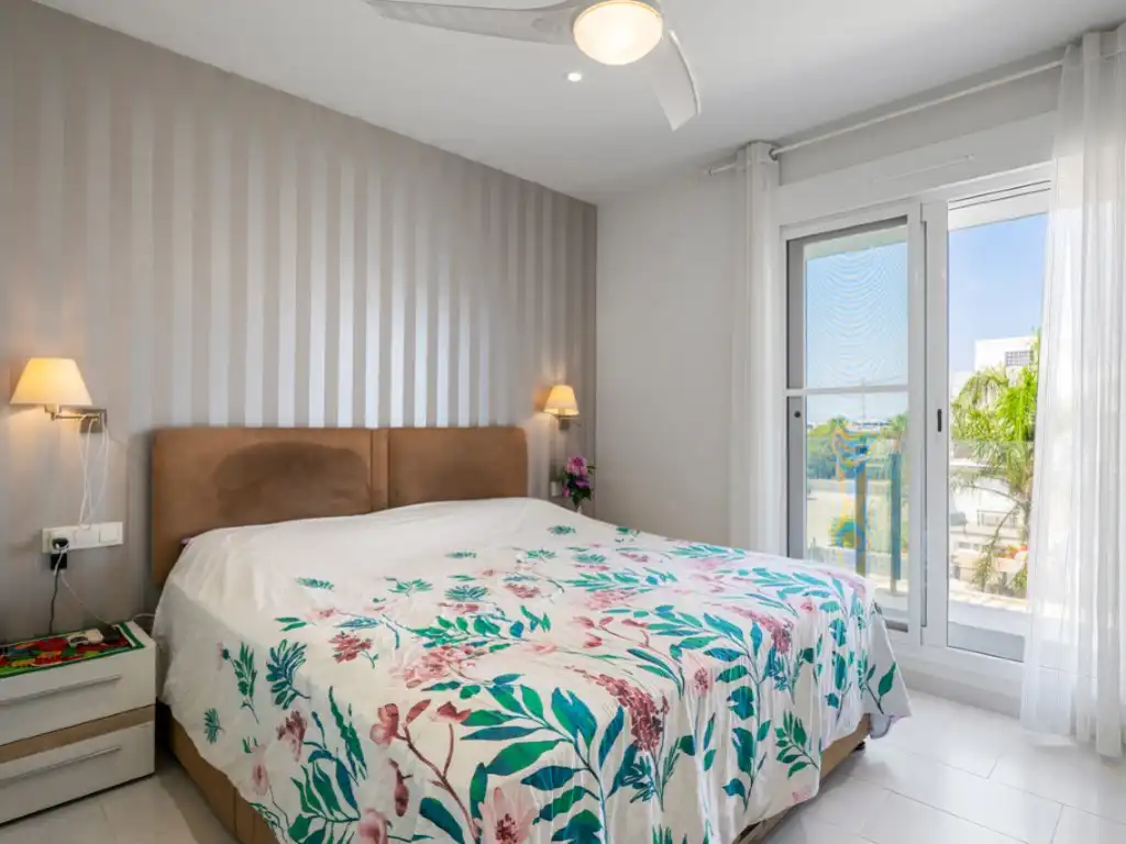 Haus mit Pool zum Verkauf in Avenida Asoc Victimas Terrorismo 1, imagen 13