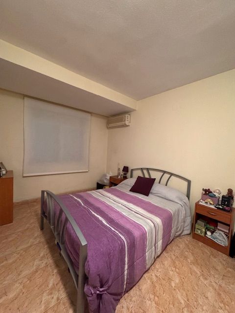 Bedroom of Flat for sale in  Valencia Capital  with Air Conditioner and Balcony