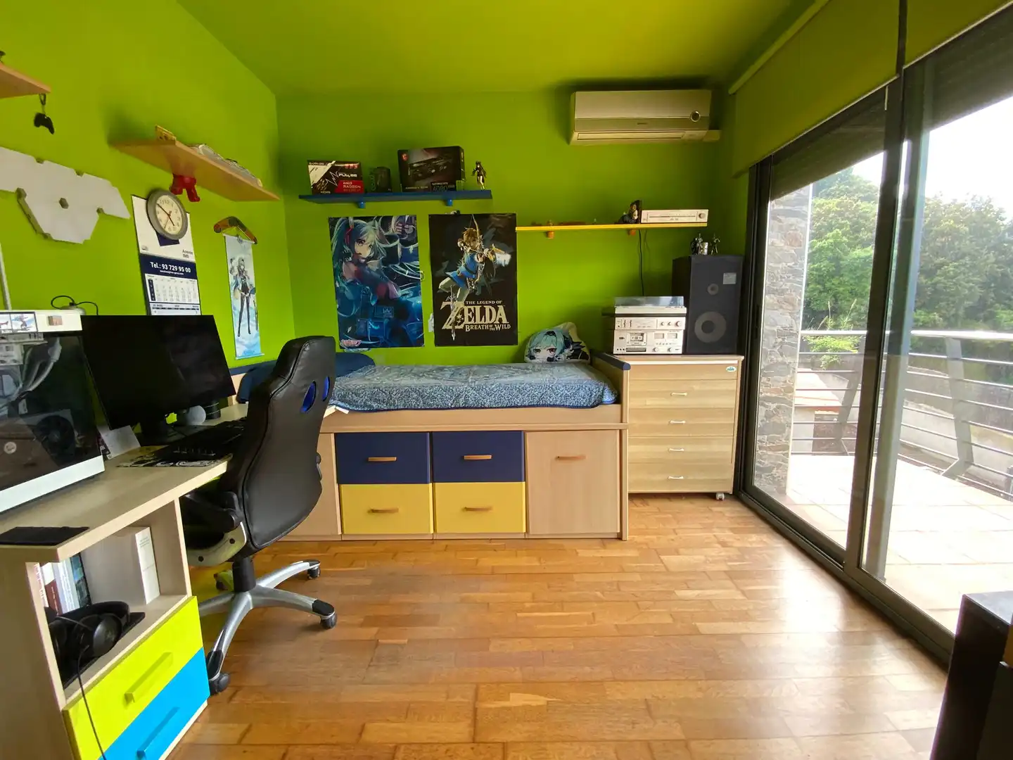 Habitación de Casa adosada en venta en Terrassa con Calefacción, Jardín privado y Terraza