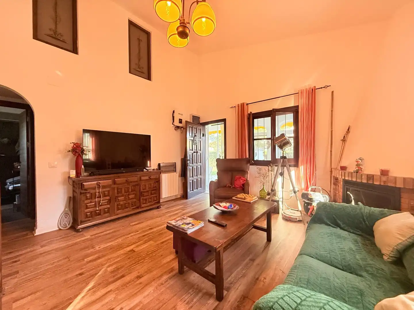 Sala de estar de Casa o chalet en venta en L'Ampolla con Calefacción, Jardín privado y Terraza