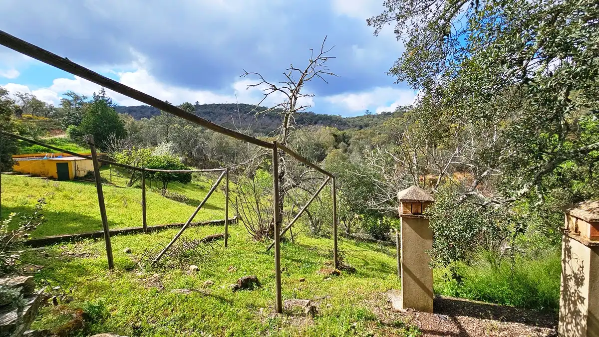 Finca rústica en venta en Cortegana con Jardín privado, Terraza y Piscina