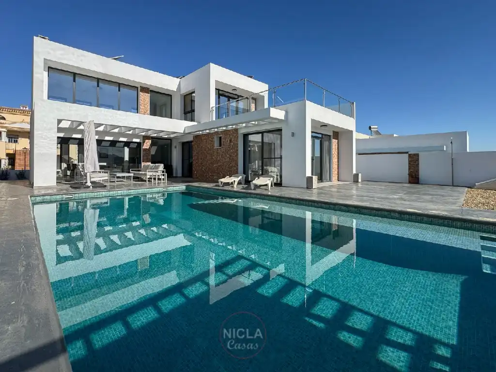 Casa con piscina en venta en Calle Olmos (Hn), imagen 39