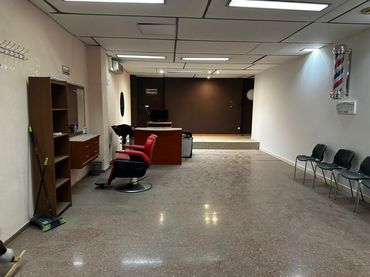 Local comercial en venta en Plaza de Toros - Avenida Chapí - Trinquete