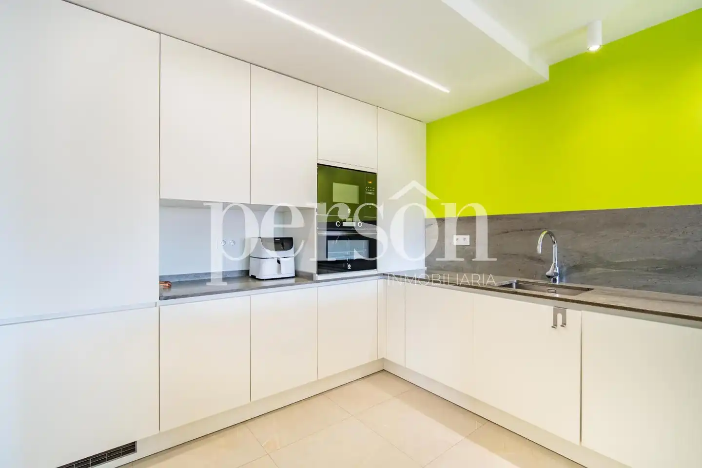 Kitchen of Houses for sale in L'Eliana  with Air Conditioner, Heating and Private garden