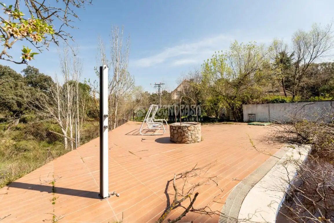 Terrassa de Casa o xalet en venda en Las Rozas de Madrid amb Aire condicionat, Calefacció i Terrassa