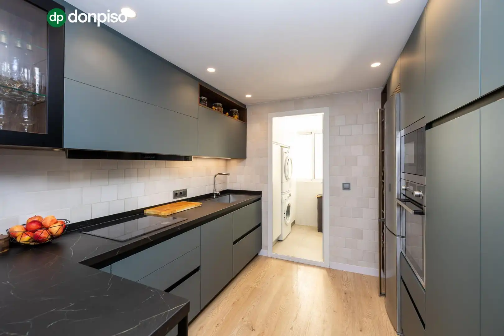 Kitchen of Flat for sale in Genil