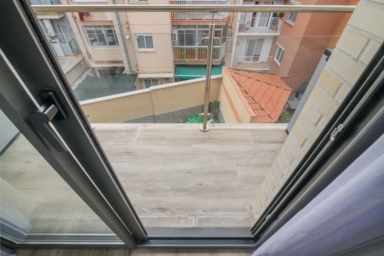 Terrassa de Pis en venda en Cornellà de Llobregat amb Aire condicionat, Calefacció i Terrassa