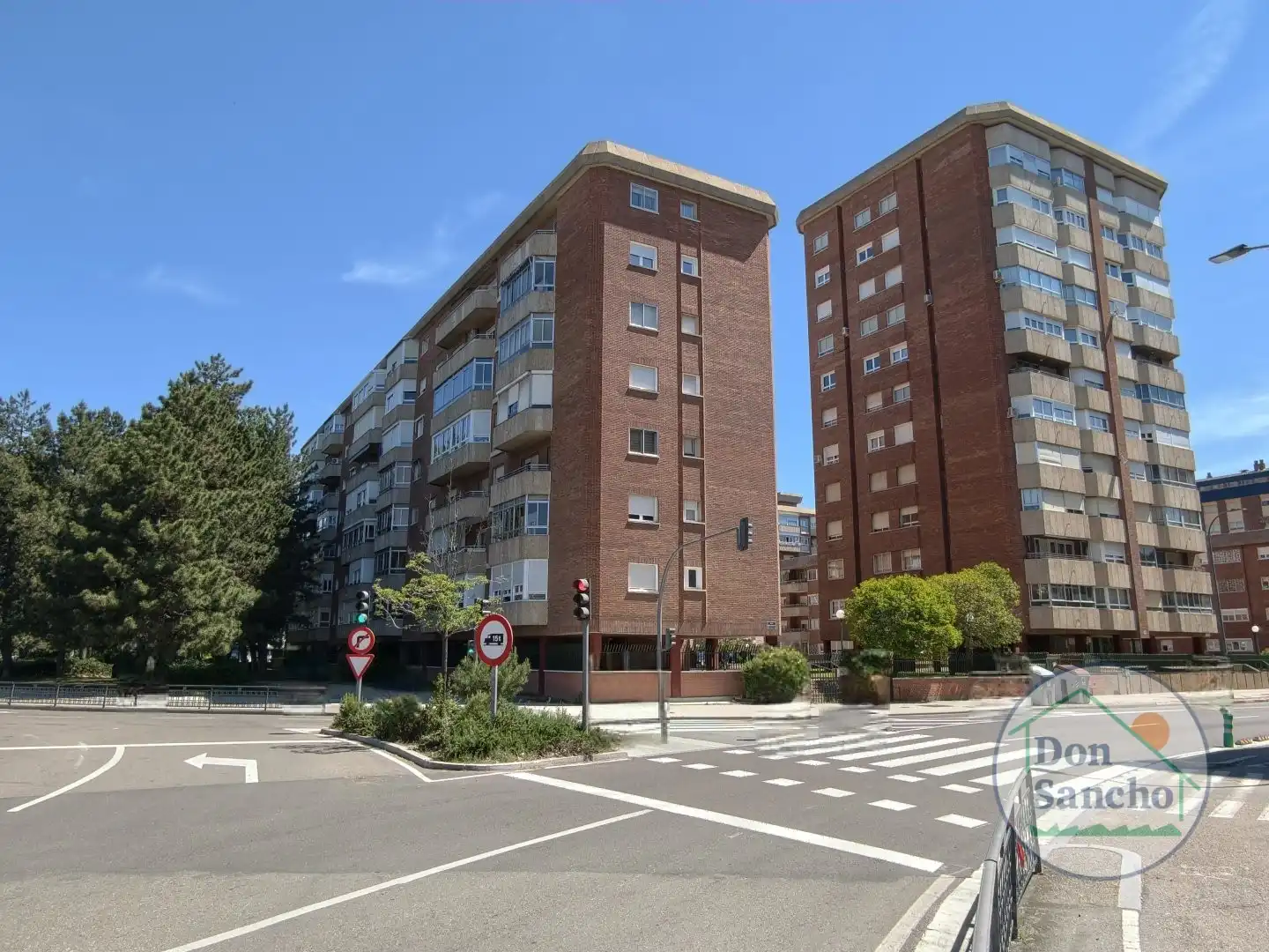 Vista exterior de Piso en venta en Valladolid con Calefacción, Terraza y Trastero