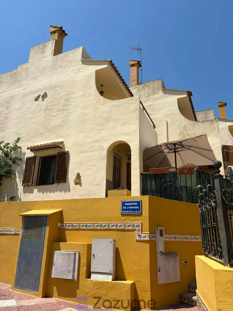 Exterior view of Detached homes for rent in Sueca  with Air Conditioner, Terrace and Swimming Pool