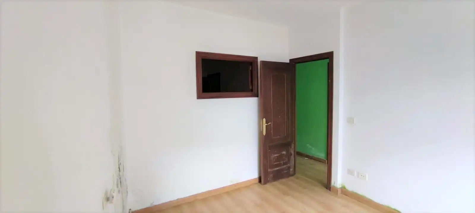 Dormitori de Pis en venda en Viveiro amb Terrassa i Balcó