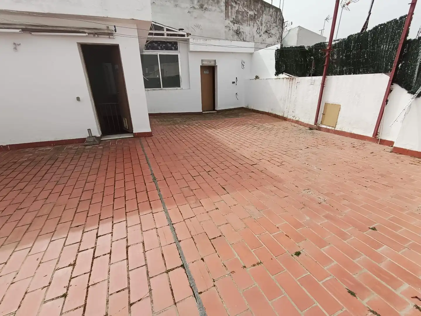 Parking de Casa o chalet en venta en  Córdoba Capital con Terraza, Trastero y Alarma