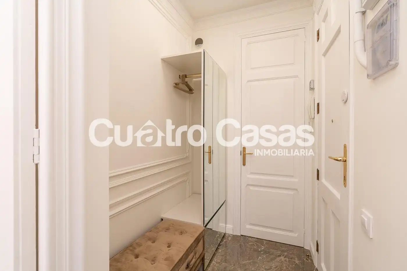 Piso en venta en Barcelona con Aire acondicionado, Amueblado y Balcón