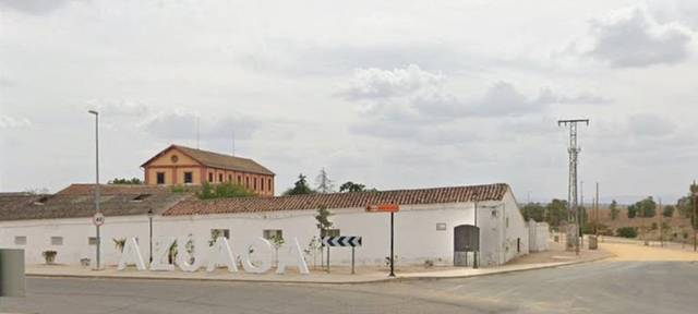 Casa-chalet en Venta en Azuaga