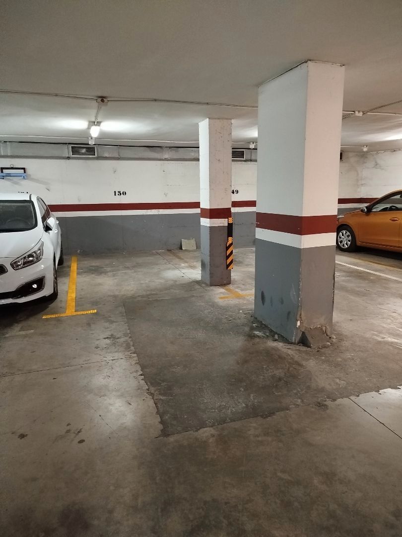 Garage zum Verkauf in Carrer de Sant Auguri, Nou Eixample Nord