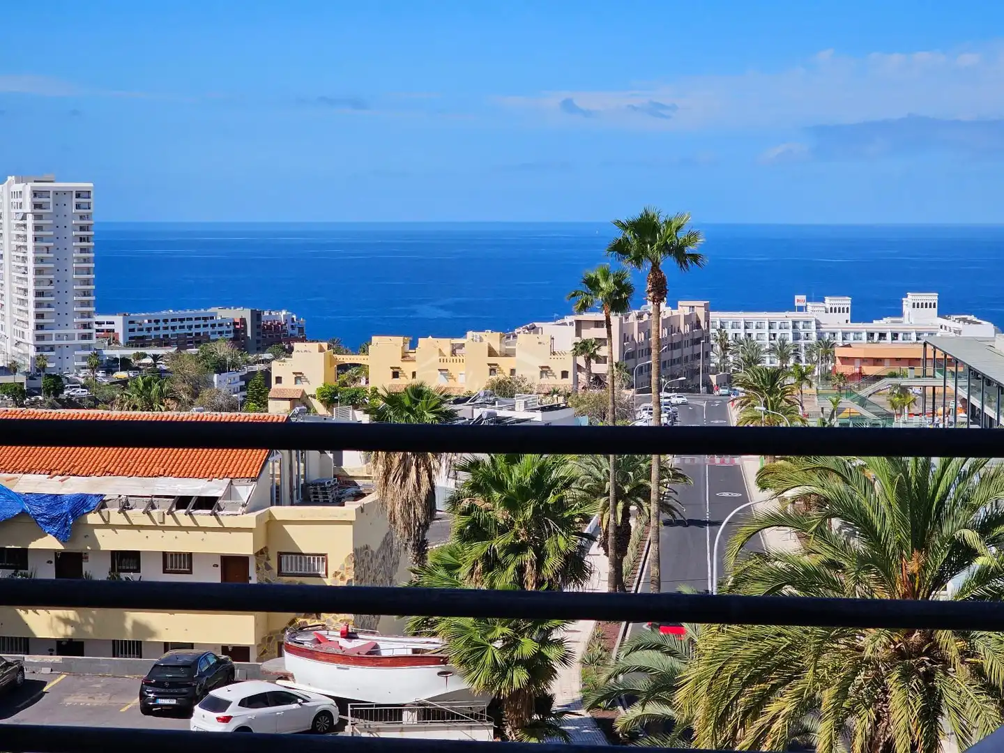 Vista exterior de Ático en venta en Adeje con Parquet, Terraza y Piscina