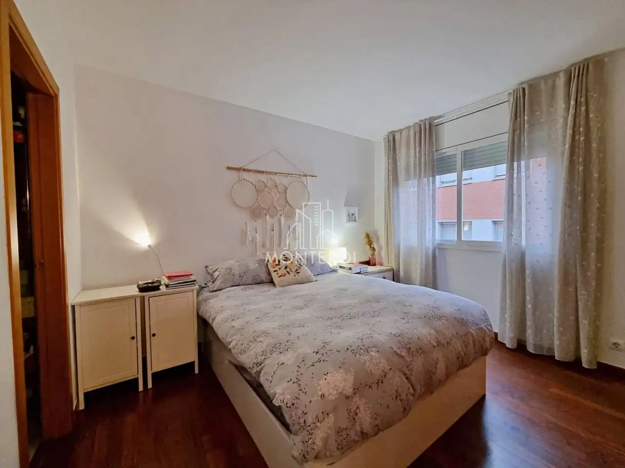 Habitación de Piso en venta en Cerdanyola del Vallès con Aire acondicionado, Calefacción y Parquet