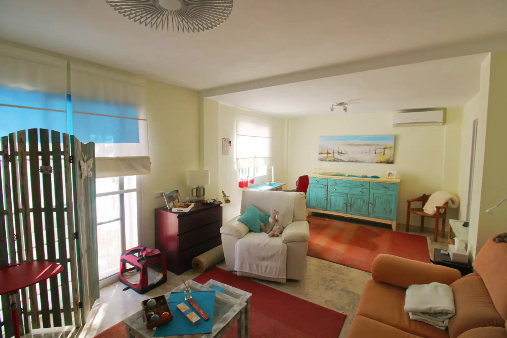 Sala d'estar de Casa adosada en venda en Alhaurín de la Torre amb Aire condicionat, Calefacció i Jardí privat