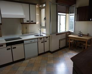 Kitchen of Flat for sale in Basauri 