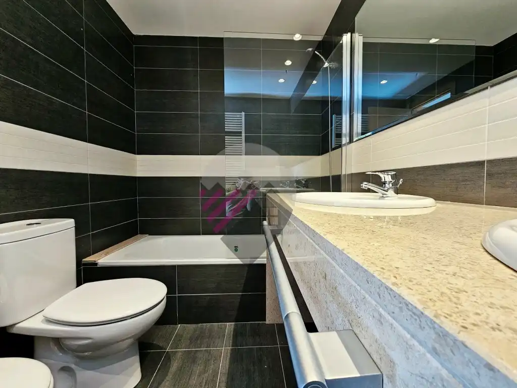 2-bedroom flat for sale in El Tarter, Canillo · 18 of 36
